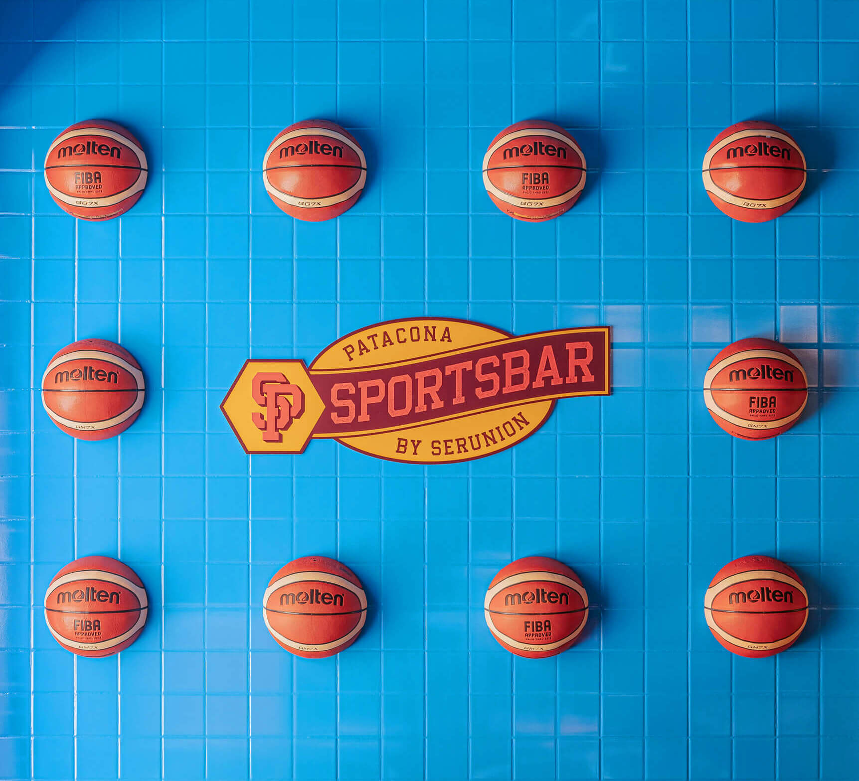 Proyecto de interiorismo Sportsbar Resa Patacona de Valencia.