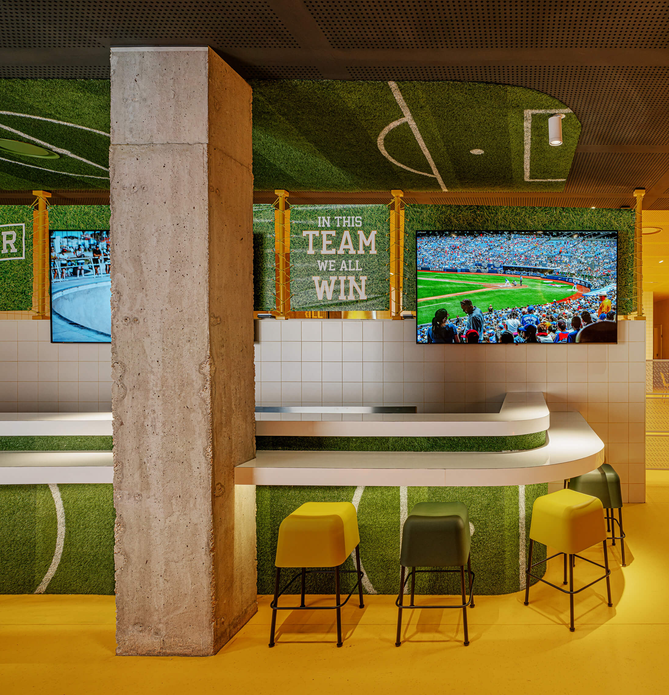 Proyecto de interiorismo Sportsbar Resa Patacona de Valencia.